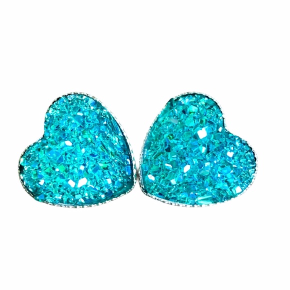 thejeweladdict Jewelry - 3 for 15🎀 Turquoise Druzy Drusy style heart studs